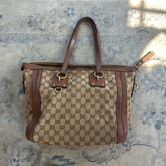 GUCCI GG Canvas Tote - Picture 8 of 17